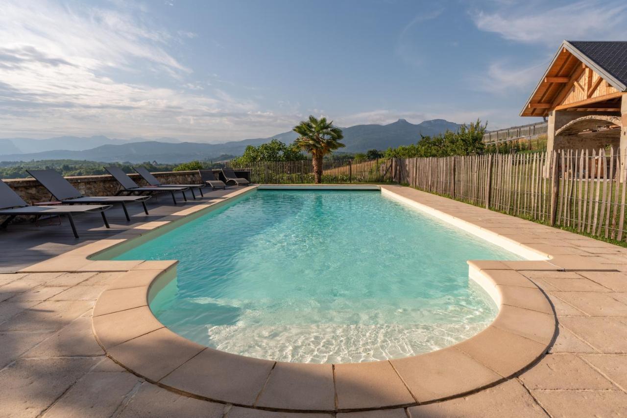 Les Tours Carrees Bed & Breakfast ลา มอทเทอ-แซร์โวเล็กซ์ ภายนอก รูปภาพ