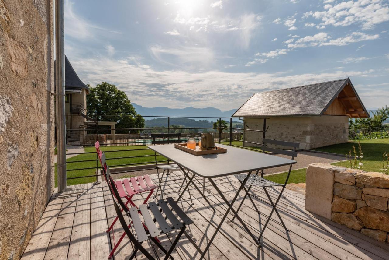 Les Tours Carrees Bed & Breakfast ลา มอทเทอ-แซร์โวเล็กซ์ ภายนอก รูปภาพ